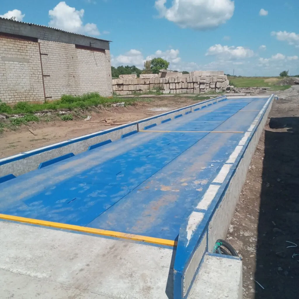 Ваги автомобільні у Дніпропетровській обл. (установка на обєкті) Ваги автомобільні у Дніпропетровській обл. - установка на об'єкті