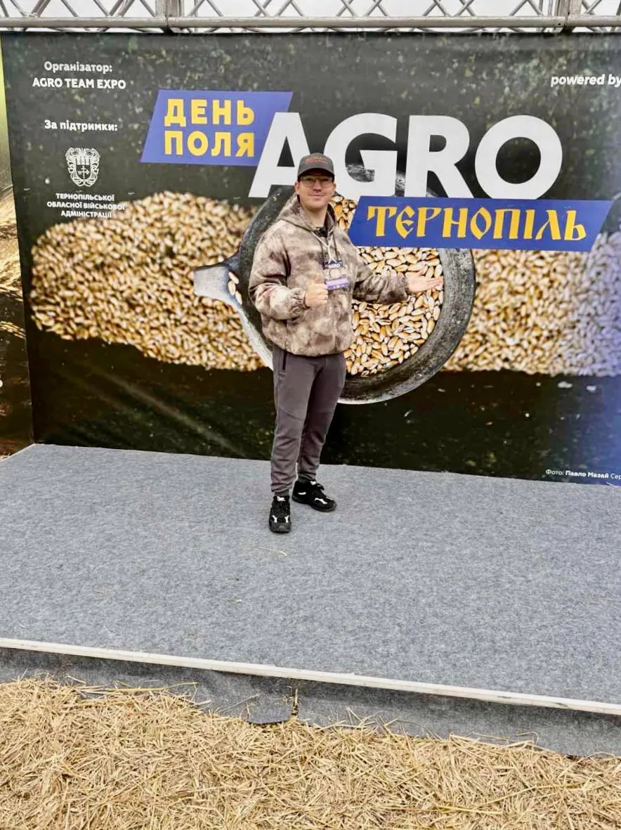 Повертаємось із виставки «День Поля Агро Тернопіль»! 🚜 (установка на обєкті) Повертаємось із виставки «День Поля Агро Тернопіль»! 🚜 - установка на об'єкті