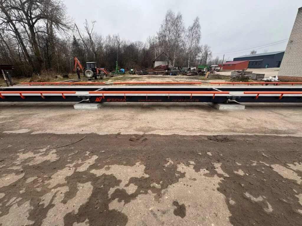 Автомобільні ваги SCMA KVK у Чернігівській області: монтаж із світлофорною індик (деталі монтажу) Автомобільні ваги SCMA KVK у Чернігівській області: монтаж із світлофорною індик - деталі монтажу