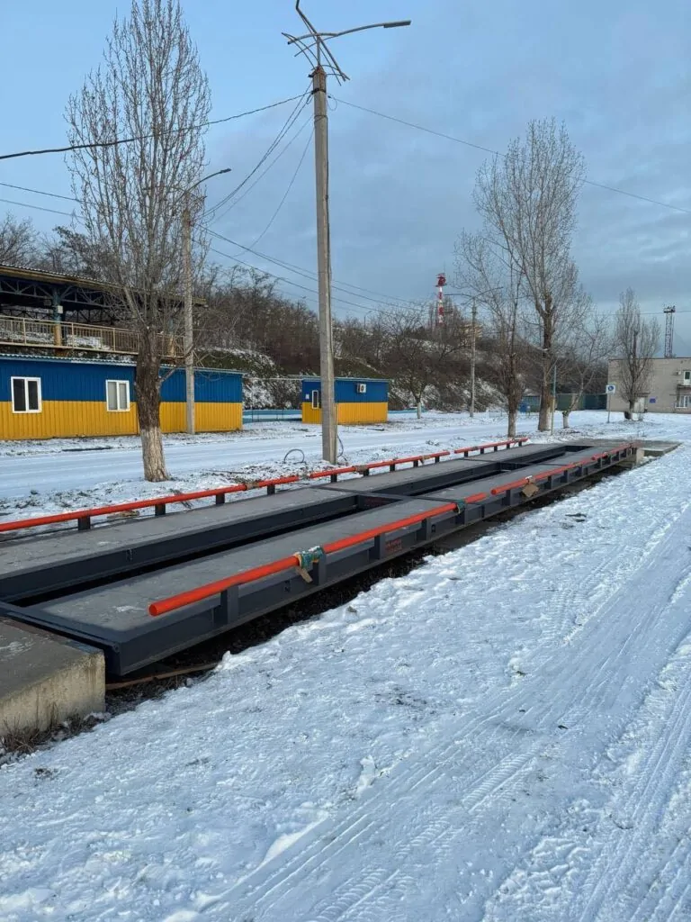 Автомобільні ваги 18м/80т для порту: монтаж і сервіс Автомобільні ваги 18м/80т для порту: монтаж і сервіс - СЦМА КВК